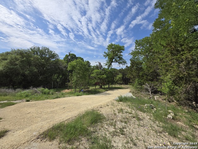 Image 9 of 35 For 555 Iroquois Trl