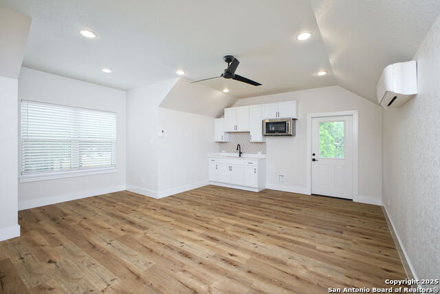 Image 37 of 48 For 431 Bandera Rd E