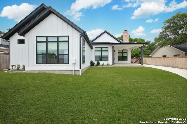 Image 42 of 48 For 431 Bandera Rd E