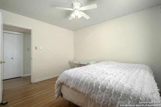 Image 16 of 24 For 3819 Longridge