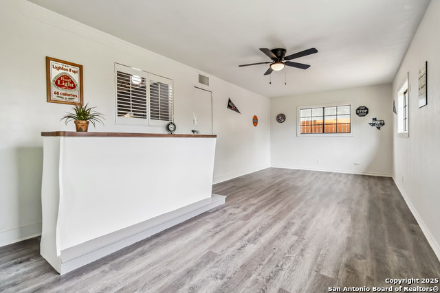 Image 19 of 24 For 4714 Newcome