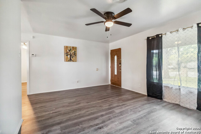 Image 6 of 24 For 4714 Newcome
