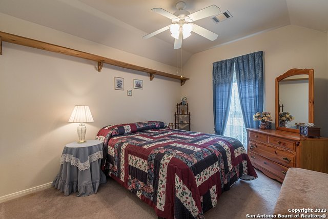 Image 32 of 50 For 518 Walnut Heights