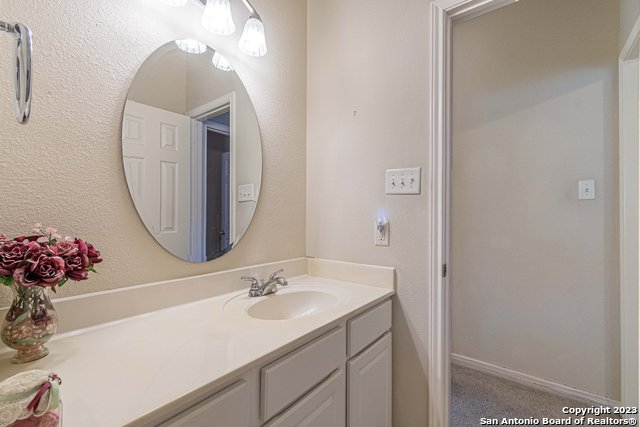 Image 37 of 50 For 518 Walnut Heights