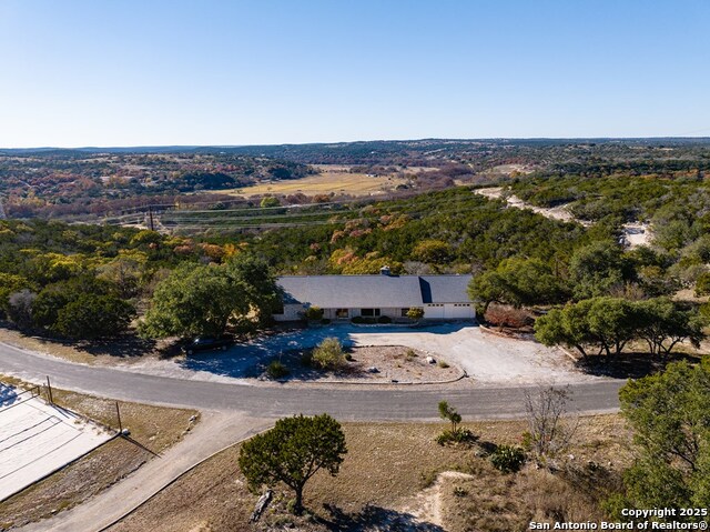 Details for 393 Cave Springs Dr., Kerrville, TX 78024