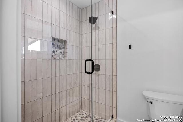 Listing photo id 26 for 393 Cave Springs Dr.