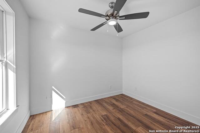 Listing photo id 29 for 393 Cave Springs Dr.