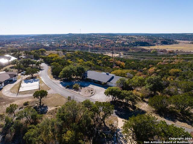 Listing photo id 38 for 393 Cave Springs Dr.
