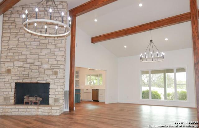 Listing photo id 3 for 393 Cave Springs Dr.