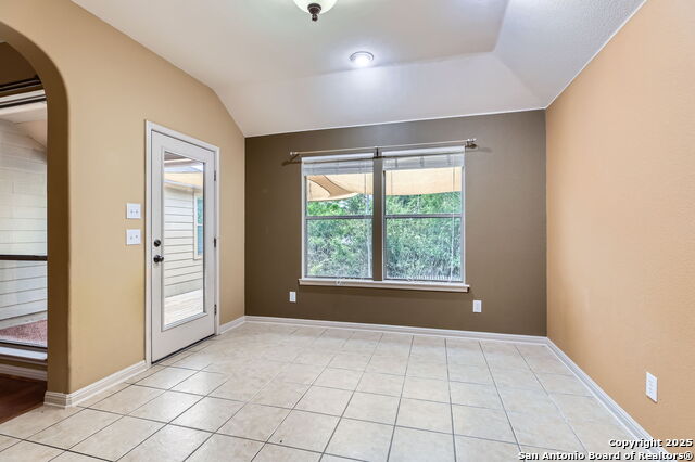Image 8 of 27 For 9232 Larsons Ln