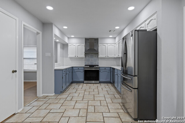 Image 4 of 37 For 8530 Tanbark