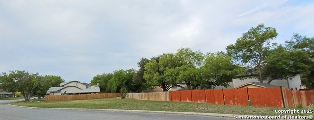 Listing photo id 8 for 9610 Quiet Lake