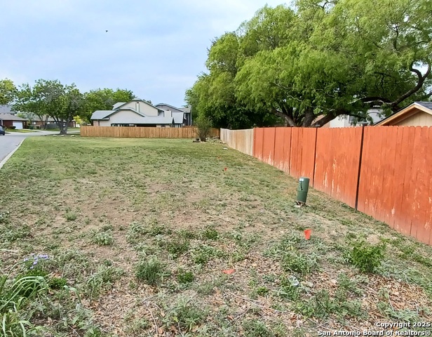 Listing photo id 3 for 9610 Quiet Lake