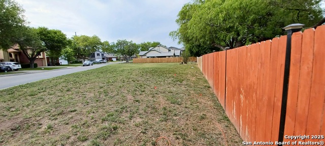 Listing photo id 7 for 9610 Quiet Lake