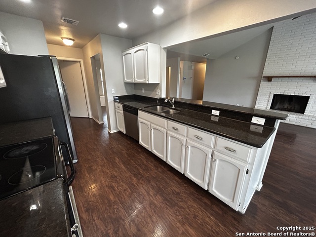Image 18 of 22 For 14118 Susancrest