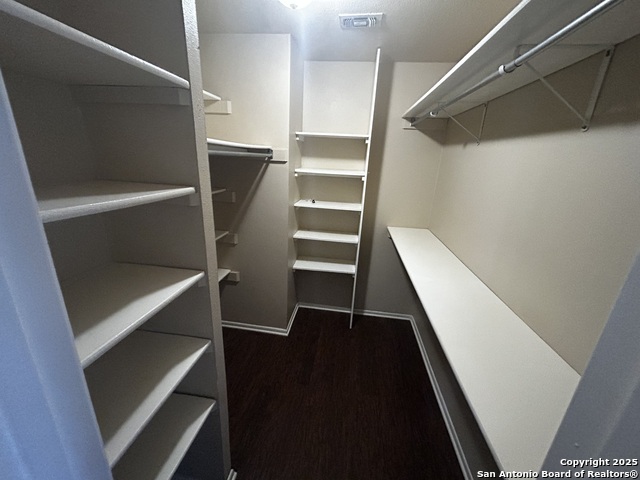 Image 6 of 22 For 14118 Susancrest