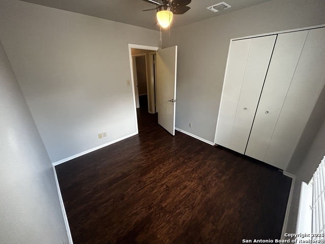 Image 7 of 22 For 14118 Susancrest