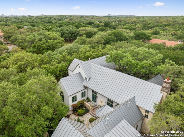 Listing photo id 46 for 110 Turnberry Way