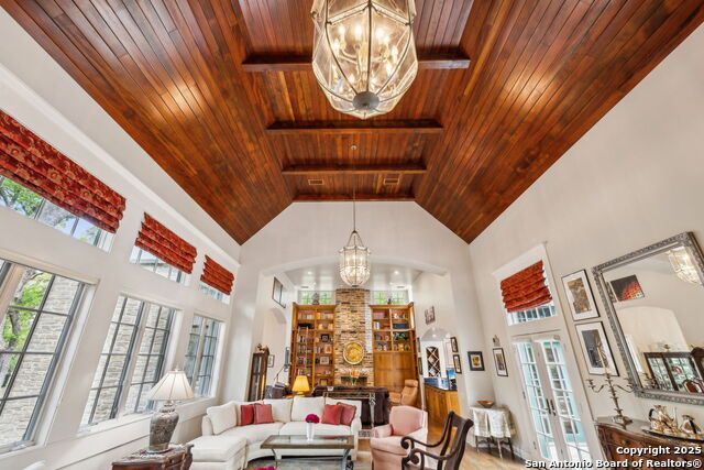 Listing photo id 7 for 110 Turnberry Way