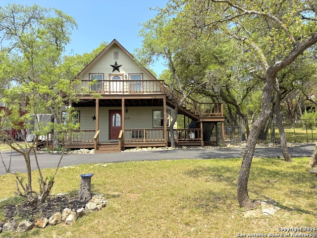 Listing photo id 37 for 209 Lake Forest