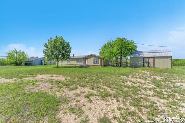 Details for 163 Irmas Dr, Lockhart, TX 78644
