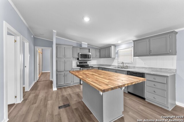 Image 11 of 40 For 163 Irmas Dr