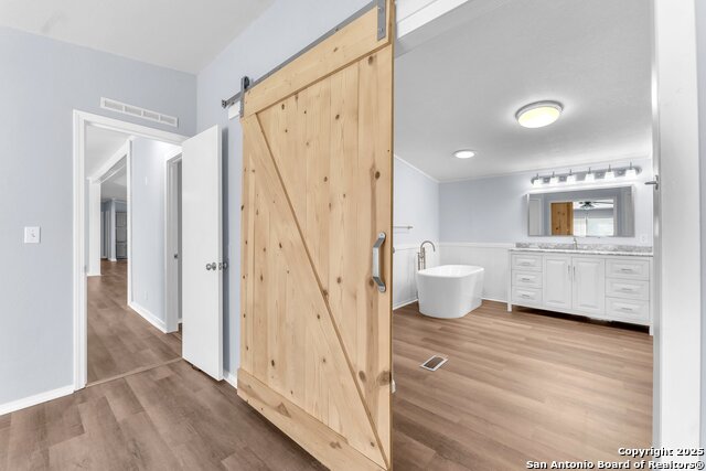 Image 14 of 40 For 163 Irmas Dr