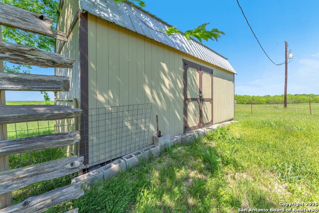 Image 33 of 40 For 163 Irmas Dr