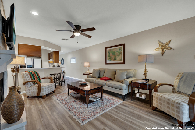 Image 19 of 40 For 1256 Cougar 6a