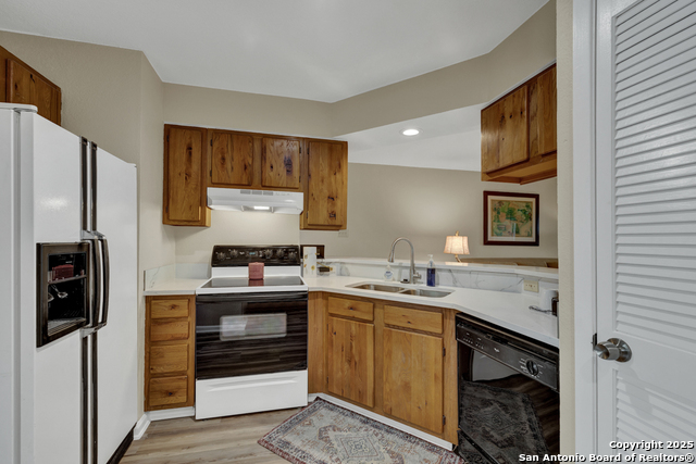 Image 21 of 40 For 1256 Cougar 6a