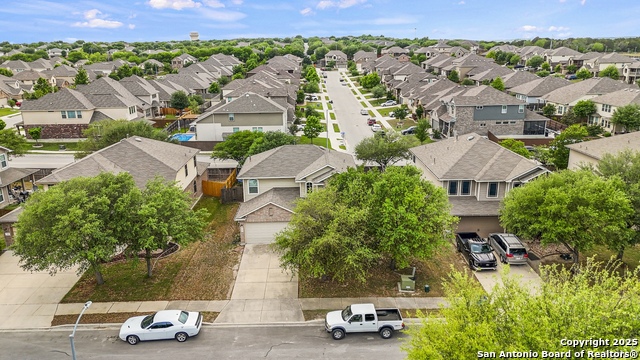 Image 39 of 47 For 752 Clearbrook