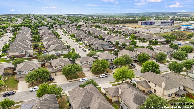 Image 40 of 47 For 752 Clearbrook