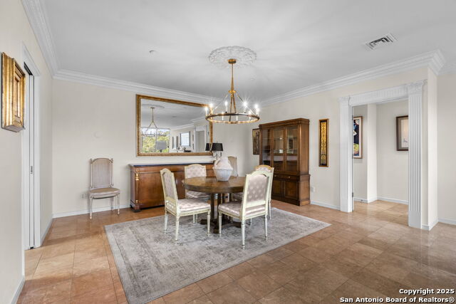 Listing photo id 11 for 200 Patterson 304