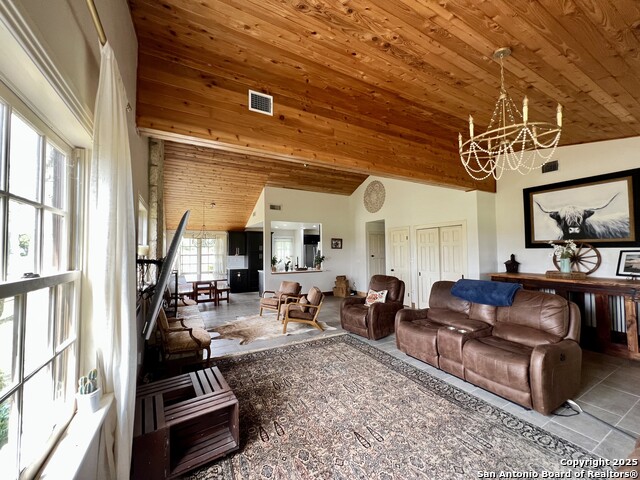 Image 9 of 50 For 545 Highgate Dr.