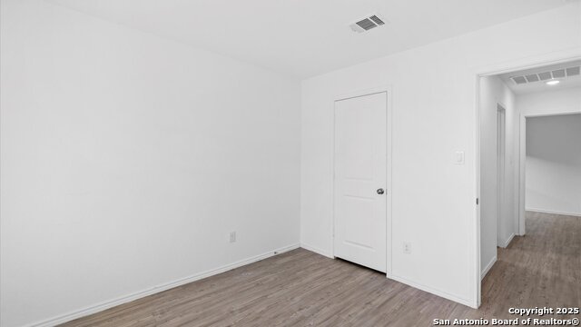 Image 11 of 16 For 10715 Hernando