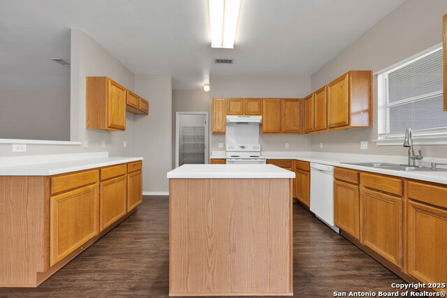 Image 12 of 21 For 2510 Lantana Bend