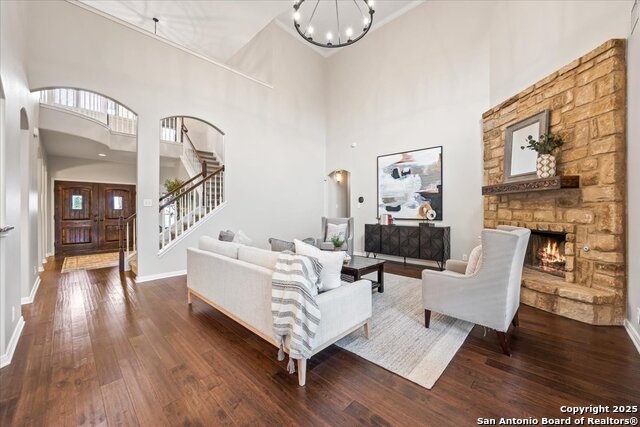 Image 14 of 59 For 8916 Tuscan Hills