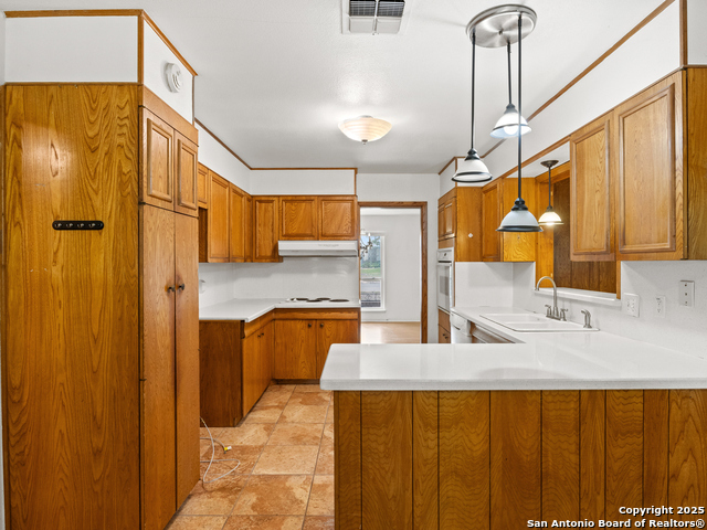 Image 11 of 25 For 626 Fawndale
