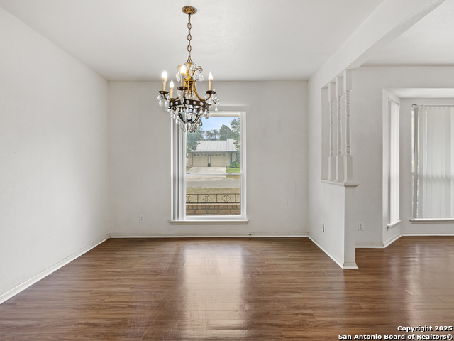 Image 9 of 25 For 626 Fawndale
