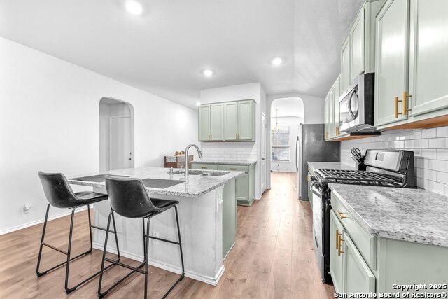 Image 7 of 28 For 8038 Falcon Meadow Dr