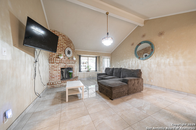 Image 10 of 25 For 4918 Brookhead