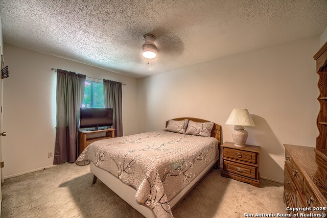 Image 13 of 18 For 207 Mary Louise Drive