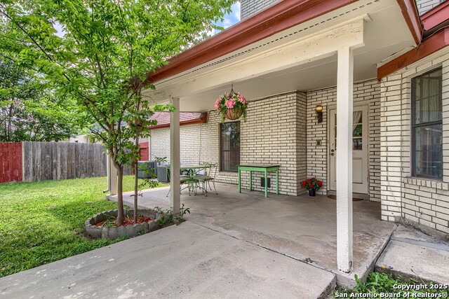 Image 17 of 18 For 207 Mary Louise Drive