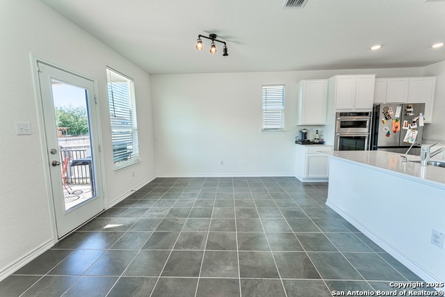 Image 7 of 36 For 3938 Bentwood Way