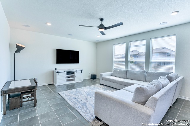 Image 9 of 36 For 3938 Bentwood Way