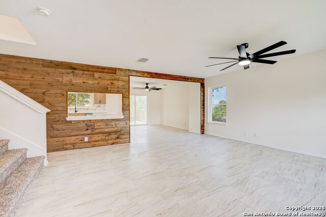 Image 4 of 33 For 14410 Longleaf Palm