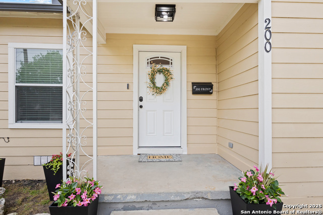 Details for 200 Frost  , San Antonio, TX 78201
