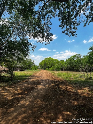 Image 26 of 32 For 304 County Road 6611