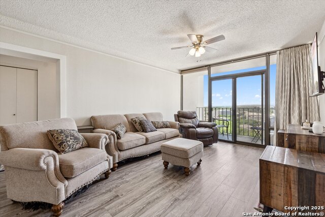 Image 15 of 48 For 7701 Wurzbach  1405