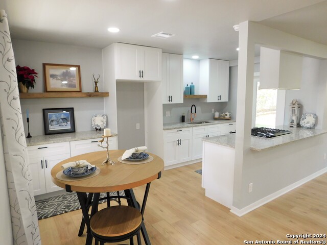Image 7 of 26 For 6023 Lark Valley Dr